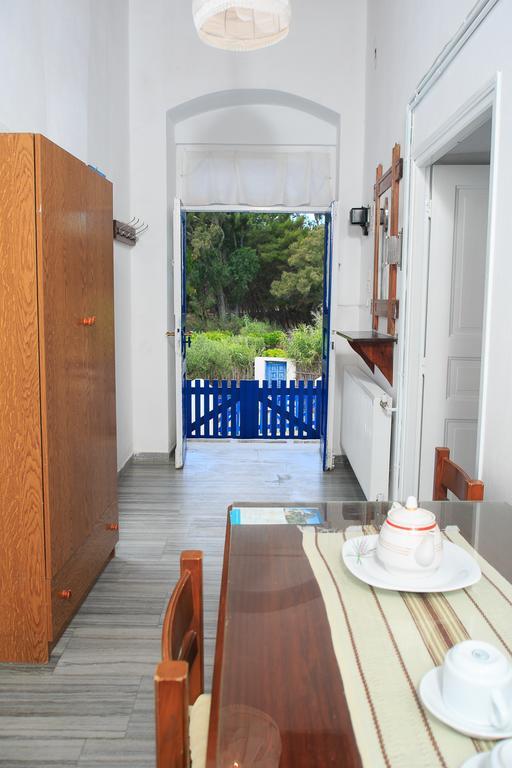 Paros Rita Studios Piso Livadi Chambre photo