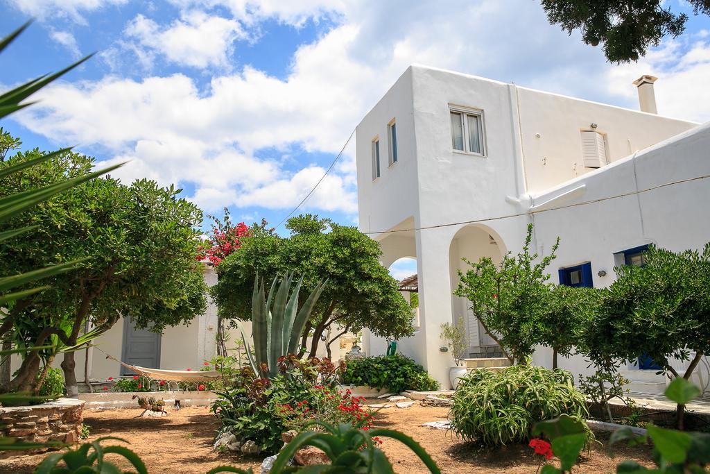 Paros Rita Studios Piso Livadi Chambre photo