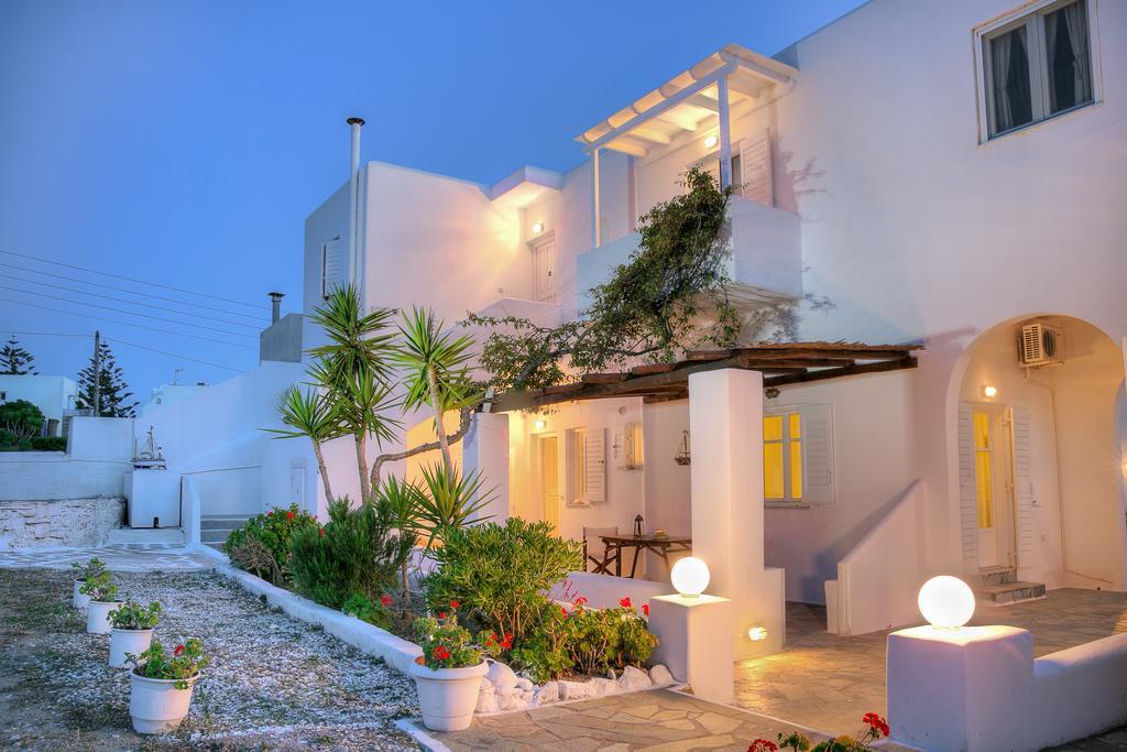 Paros Rita Studios Piso Livadi Chambre photo