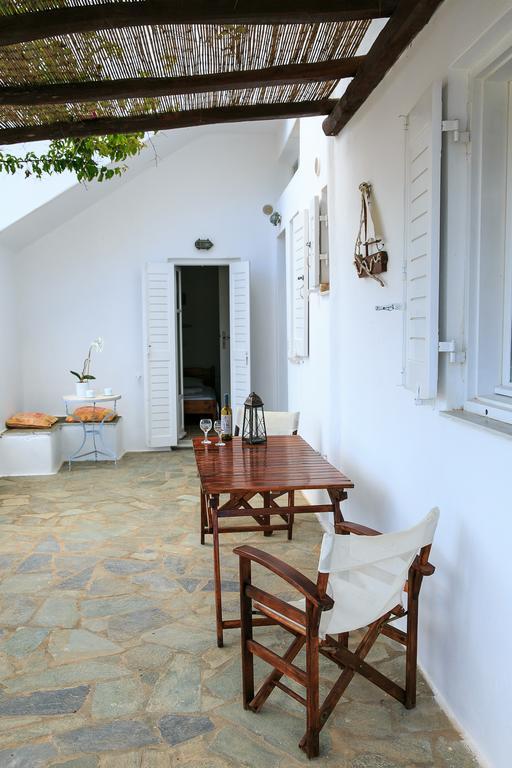 Paros Rita Studios Piso Livadi Extérieur photo