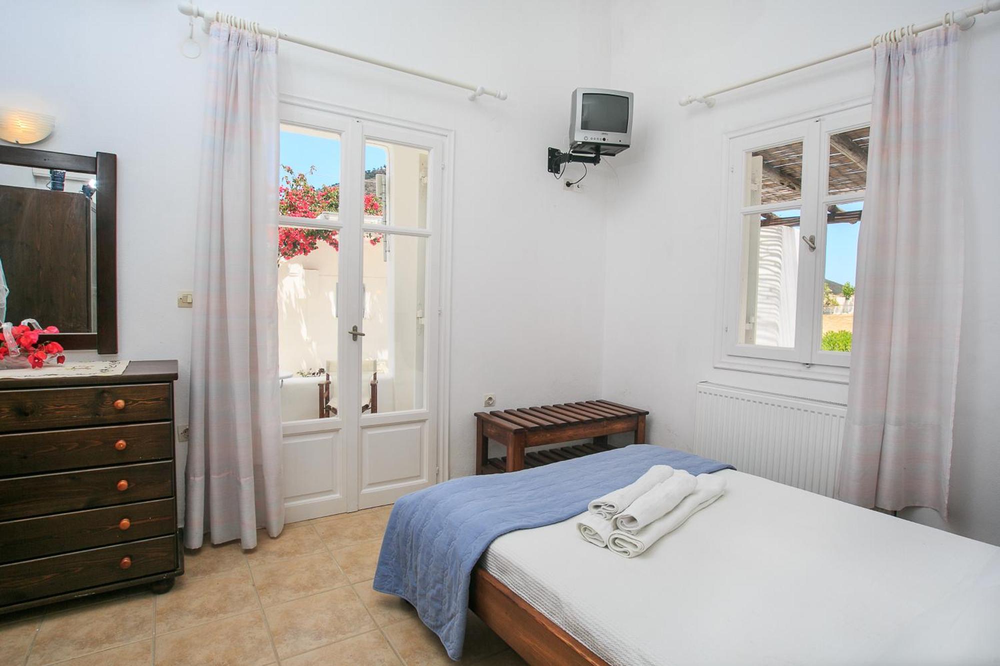 Paros Rita Studios Piso Livadi Chambre photo